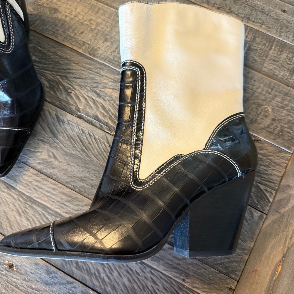 Two-Tone Leather Western Boots
